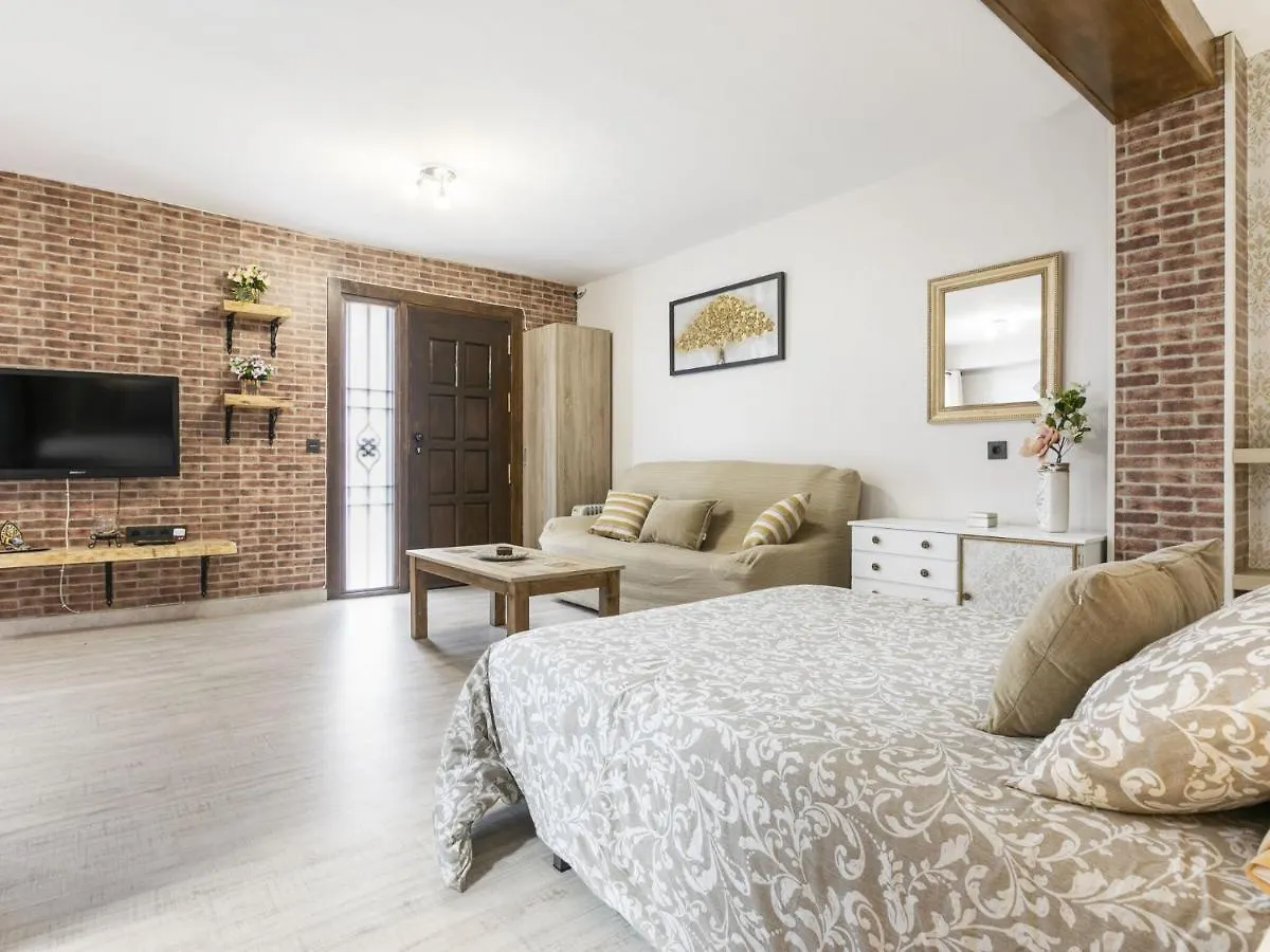 Cosy Holiday Home In Ronda Near River